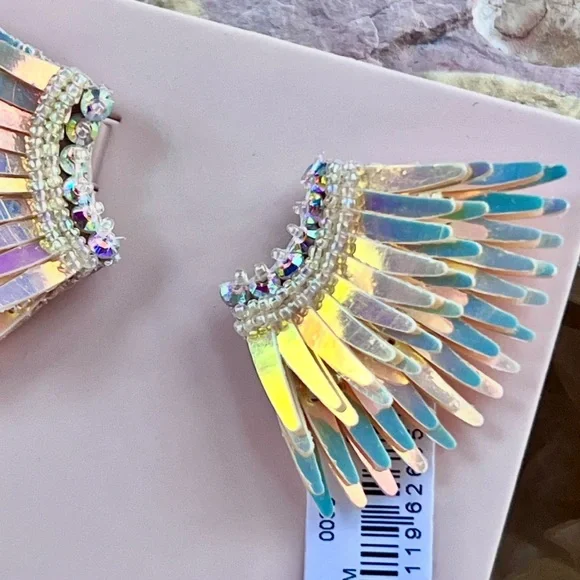 πΊπHPππΊ NWT Mignonne Gavigan Mini Madeline Earrings Sunset - Picture 6 of 16